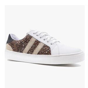 KAANAS Avila Animal Print Lace-Up Sneaker NWT Size 10